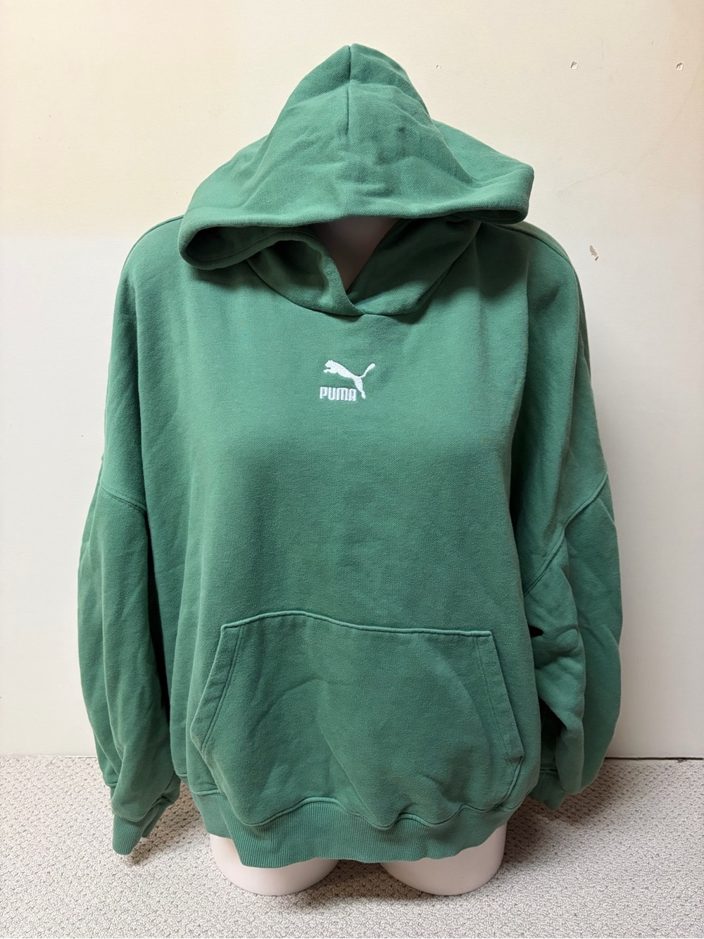 2/$30⚡️- SWEATER | Women’s Puma hoodie size XL